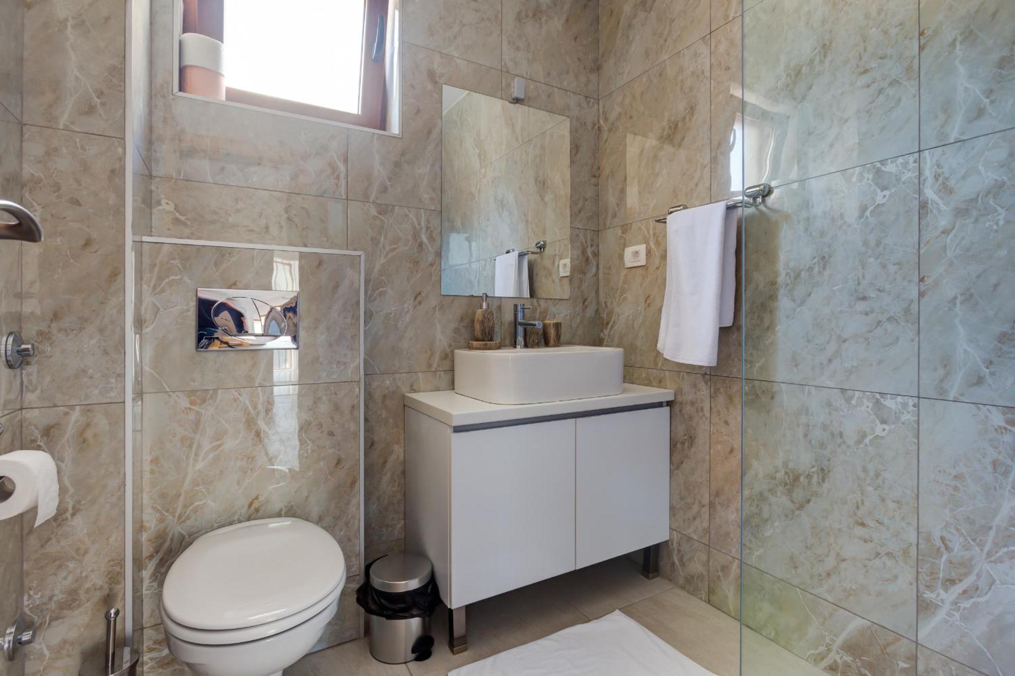 Mima Apartments Sveti Stefan Ngoại thất bức ảnh