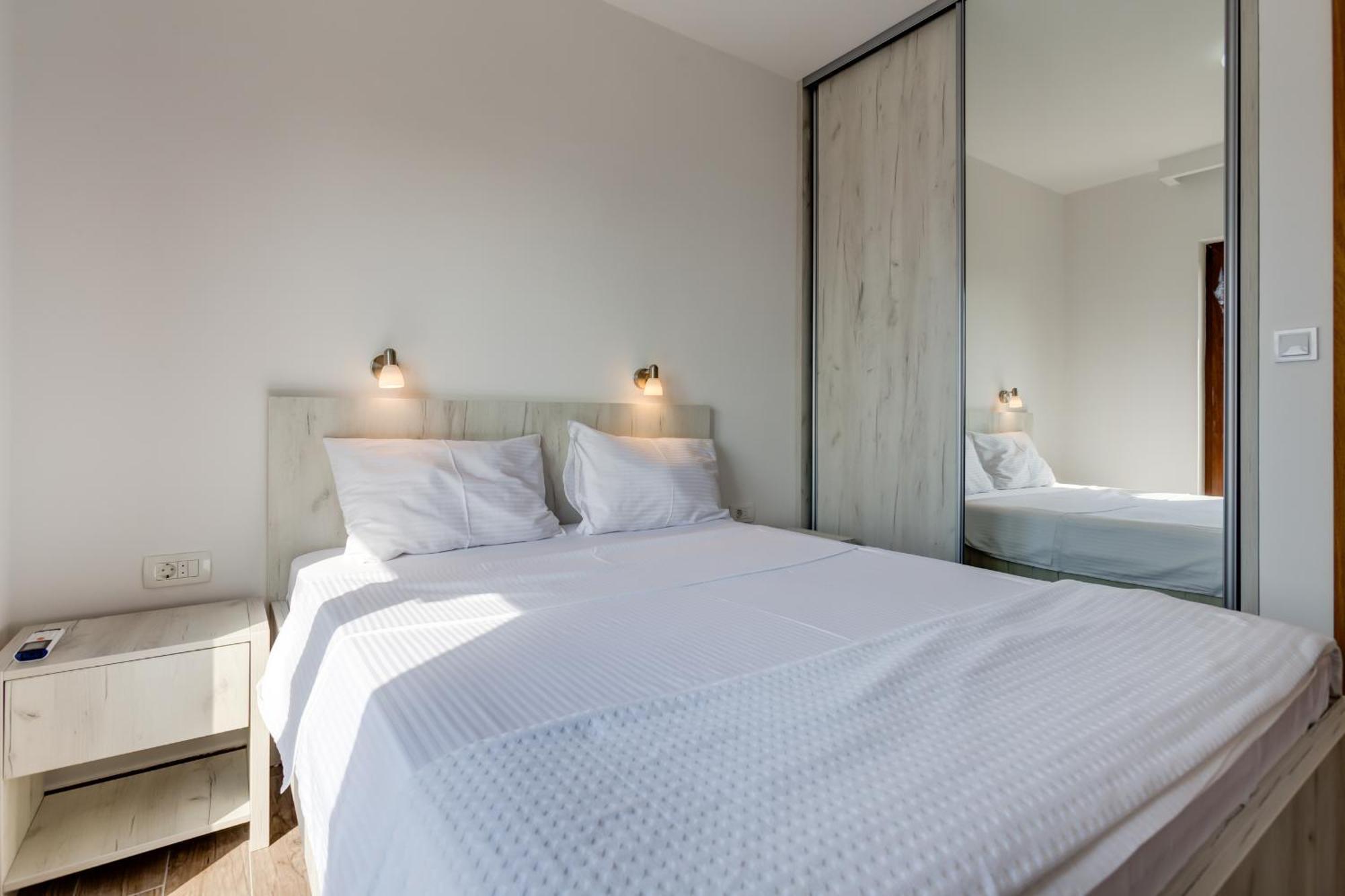 Mima Apartments Sveti Stefan Ngoại thất bức ảnh