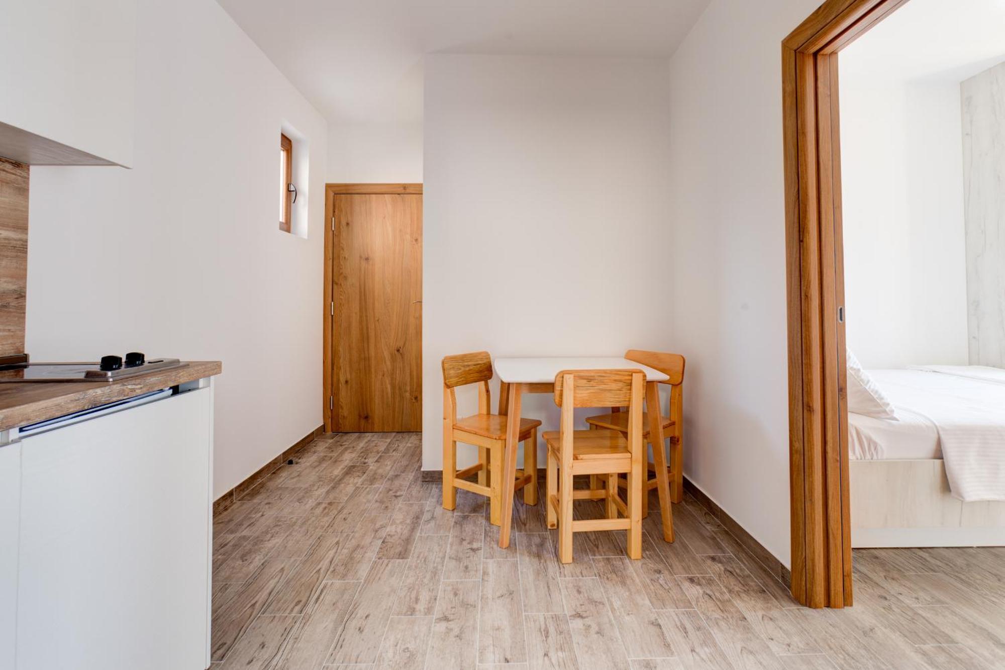 Mima Apartments Sveti Stefan Ngoại thất bức ảnh