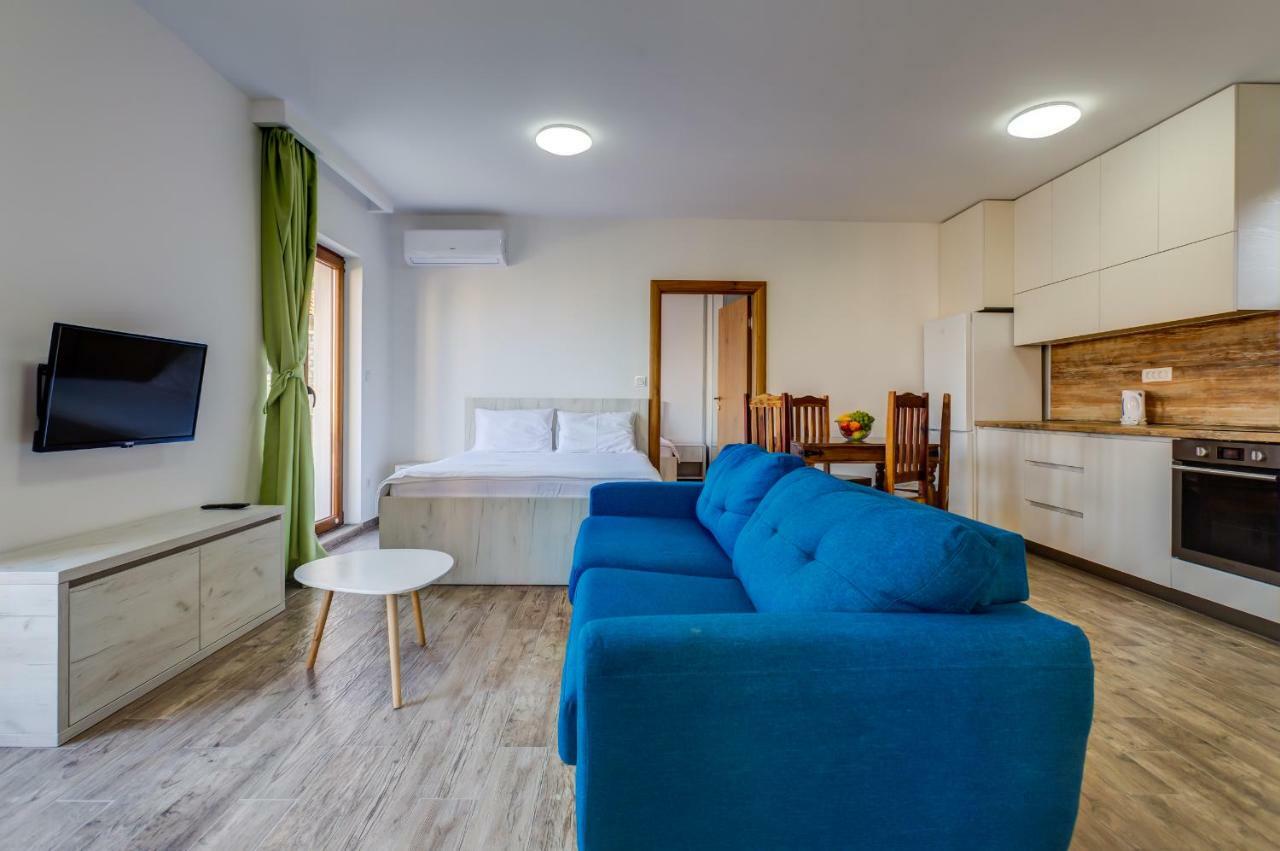 Mima Apartments Sveti Stefan Ngoại thất bức ảnh