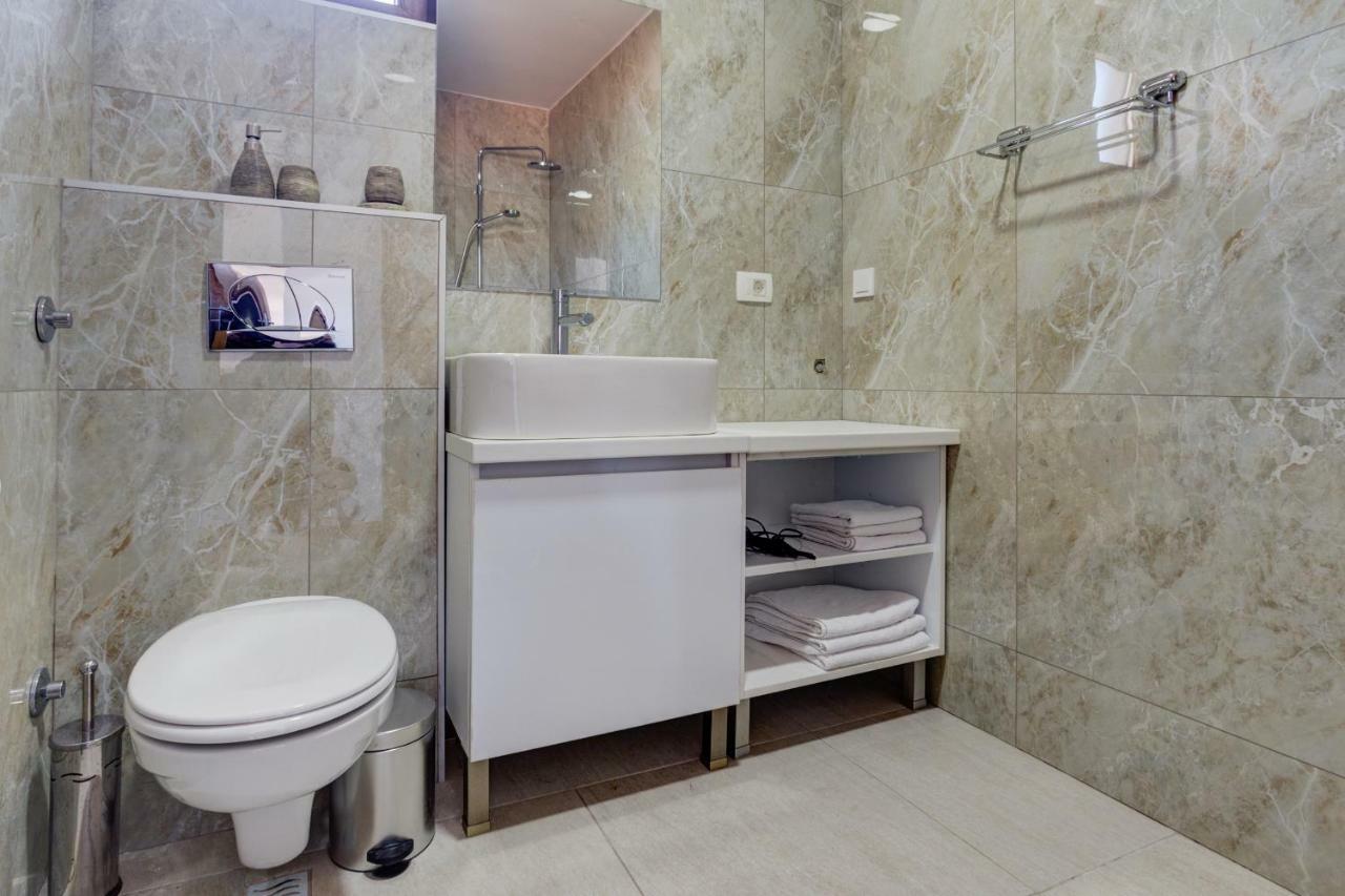 Mima Apartments Sveti Stefan Ngoại thất bức ảnh